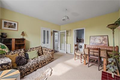 14A Bond Street, Innerleithen, EH44 6HW - image 4
