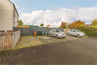 1/6 South Gyle Mains, Edinburgh, EH12 9HS - image 16