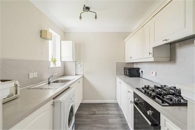 1/6 South Gyle Mains, Edinburgh, EH12 9HS - image 5