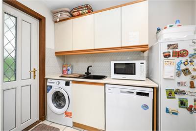29a Manse Road, Roslin, EH25 9LG - image 9