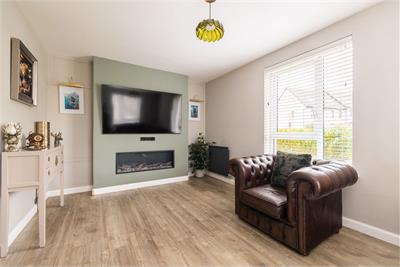2 Achnacarry Street, Edinburgh, EH17 8GP - image 2