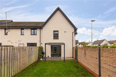 2 Achnacarry Street, Edinburgh, EH17 8GP - image 16