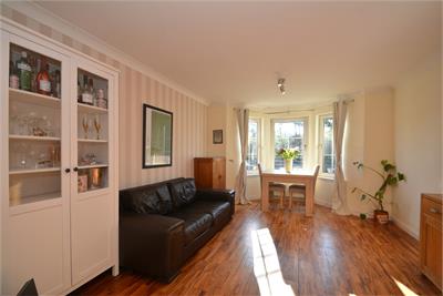 1/2, 17 Branklyn Court, Glasgow, G13 1GL - image 2