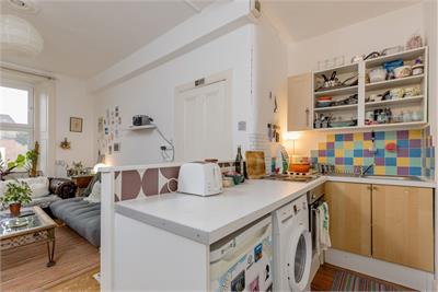 60/5 Albion Road, Leith, Edinburgh, EH7 5QZ - image 4
