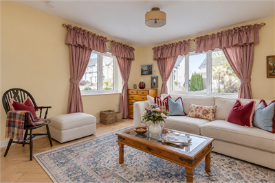 1 Combe Road, Gilmerton, Edinburgh, EH17 8YZ - image 3