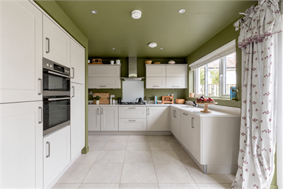 1 Combe Road, Gilmerton, Edinburgh, EH17 8YZ - image 4