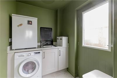 1 Combe Road, Gilmerton, Edinburgh, EH17 8YZ - image 7