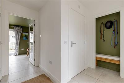 1 Combe Road, Gilmerton, Edinburgh, EH17 8YZ - image 8