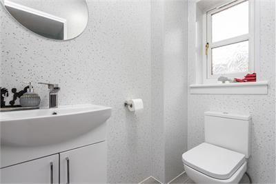 15 Willow Tree Place, Balerno, Edinburgh, EH14 5AZ - image 20