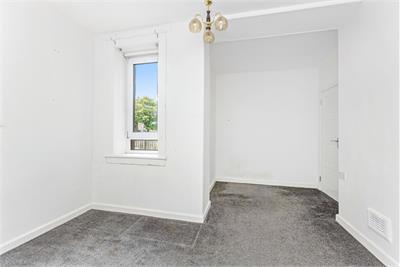 6/2 Wardieburn Place East, Edinburgh, EH5 1DJ - image 8