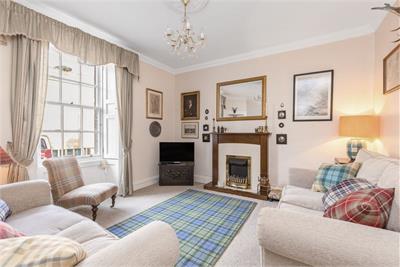 5/1 Greyfriars Place, Old Town, Edinburgh, EH1 2QQ - image 2