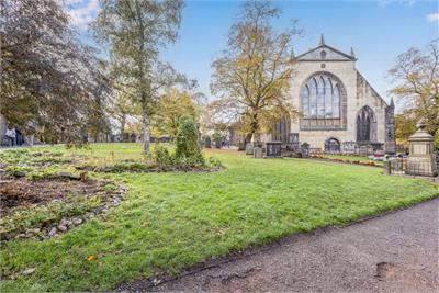 5/1 Greyfriars Place, Old Town, Edinburgh, EH1 2QQ - image 9