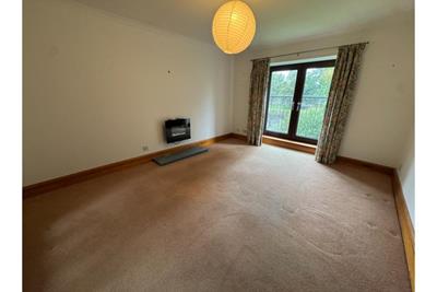 74 Kirkpatrick Court, Dumfries, DG2 7DE - image 3