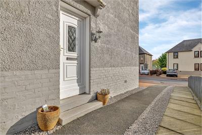 85 Kirkland Park Avenue, Strathaven, ML10 6DY - image 24