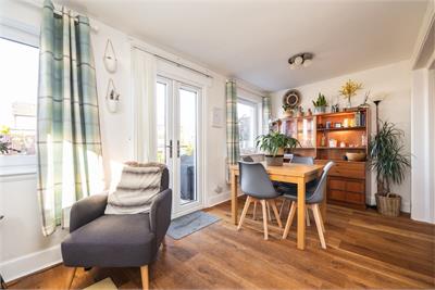 24 Wester Broom Avenue, Edinburgh, EH12 7RB - image 14