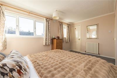 24 Wester Broom Avenue, Edinburgh, EH12 7RB - image 17