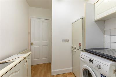 21 Woodside Place, Galashiels, TD1 1RE - image 8