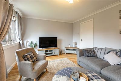 51 Queens Croft, Kelso, TD5 7NL - image 5