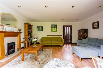 10 Inveralmond Drive, Edinburgh, EH4 6JX - image 4
