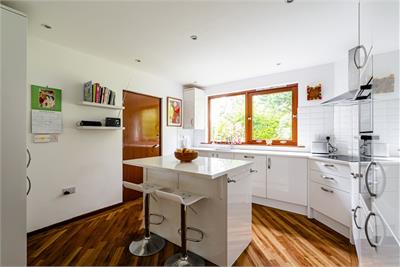 10 Inveralmond Drive, Edinburgh, EH4 6JX - image 7