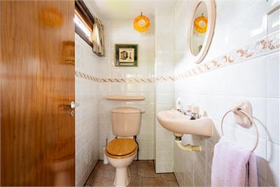 10 Inveralmond Drive, Edinburgh, EH4 6JX - image 10