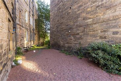 11 (1F1) Dalziel Place, Meadowbank, Edinburgh, EH7 5TR - image 14