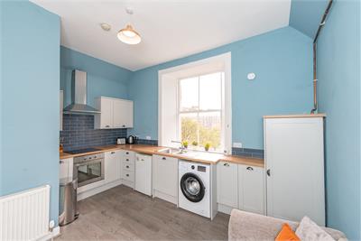 148/9 Albert Street, Edinburgh, EH7 5LT - image 3