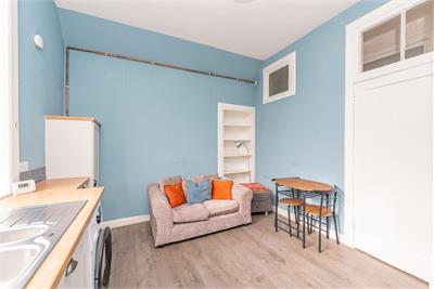 148/9 Albert Street, Edinburgh, EH7 5LT - image 5