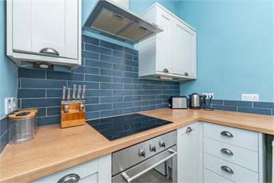 148/9 Albert Street, Edinburgh, EH7 5LT - image 6