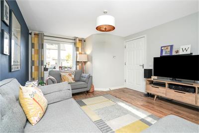 14 Gretna Mews, Leith, Edinburgh, EH6 5FP - image 2