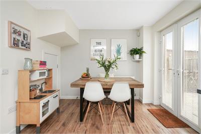 14 Gretna Mews, Leith, Edinburgh, EH6 5FP - image 5