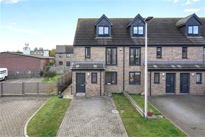 14 Gretna Mews, Leith, Edinburgh, EH6 5FP - image 1