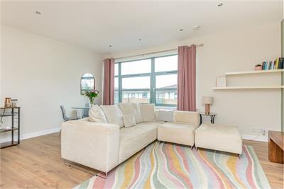 2/8 North Werber Road, Edinburgh, EH4 1TA - image 2