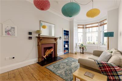 12/3 Ogilvie Terrace, Edinburgh, EH11 1NR - image 2