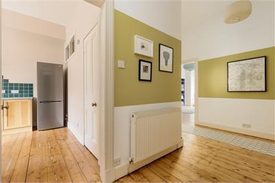 12/3 Ogilvie Terrace, Edinburgh, EH11 1NR - image 16