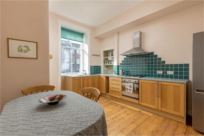 12/3 Ogilvie Terrace, Edinburgh, EH11 1NR - image 5
