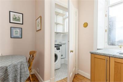 12/3 Ogilvie Terrace, Edinburgh, EH11 1NR - image 7
