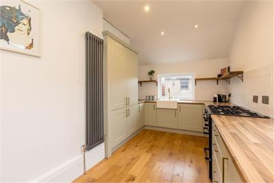 64 Wallace Street, Grangemouth, Stirlingshire, FK3 8BS - image 2
