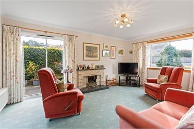2 Addiston Crescent, Balerno, EH14 7DB - image 2