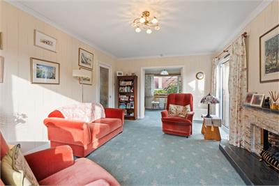 2 Addiston Crescent, Balerno, EH14 7DB - image 4