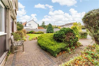 2 Addiston Crescent, Balerno, EH14 7DB - image 32