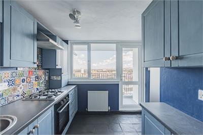 87/49 Pennywell Gardens, Edinburgh, EH4 4TF - image 4