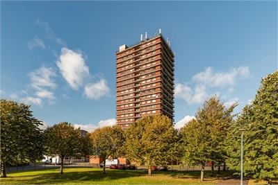 87/49 Pennywell Gardens, Edinburgh, EH4 4TF - image 1