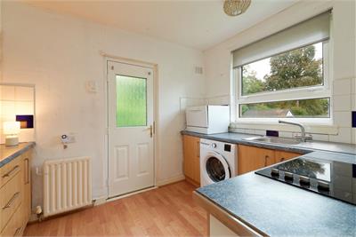 10 Tower Road, Johnstone, PA5 0AG - image 4