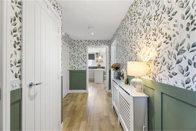 14 Fitzroy Close, Penicuik, Midlothian, EH26 0SW - image 2