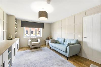 14 Fitzroy Close, Penicuik, Midlothian, EH26 0SW - image 3