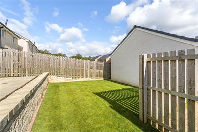 14 Fitzroy Close, Penicuik, Midlothian, EH26 0SW - image 24