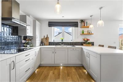 14 Fitzroy Close, Penicuik, Midlothian, EH26 0SW - image 6