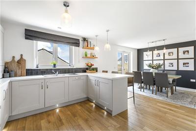 14 Fitzroy Close, Penicuik, Midlothian, EH26 0SW - image 7