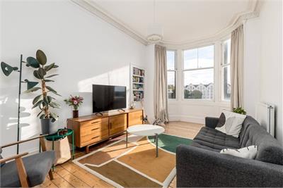 12/4 Haymarket Terrace, Edinburgh, EH12 5JZ - image 2